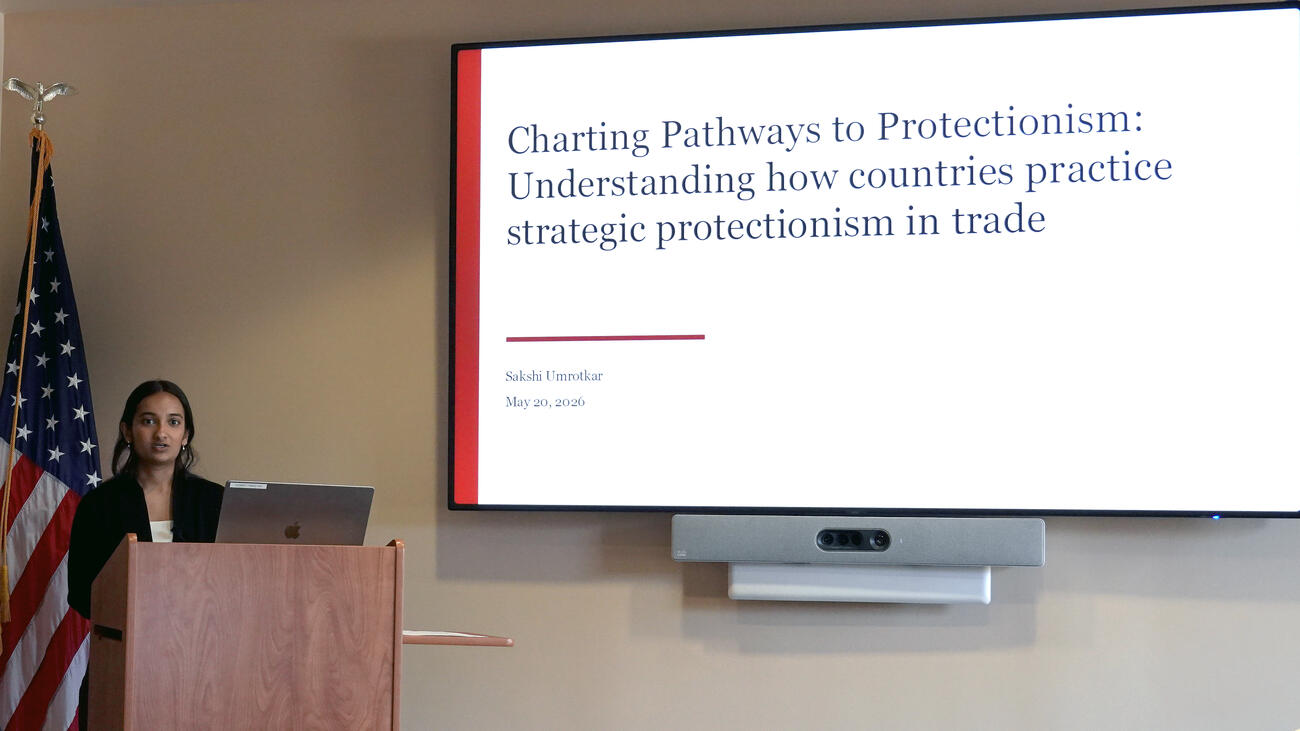 Sakshi Umrotkar presents her honors thesis