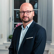 Johannes Ponge Headshot