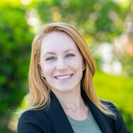 Jen Major headshot
