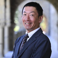 Headshot of Takashi Ofuji