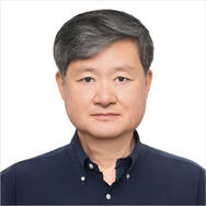 Headshot of visiting scholar Oh Byung Kwon