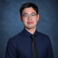 Zhiren Hu headshot