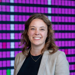 Abby Reinhold Headshot