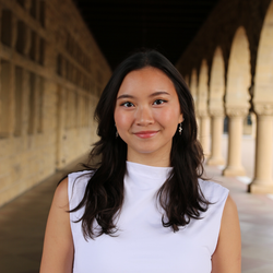 Shannon Xiao Headshot