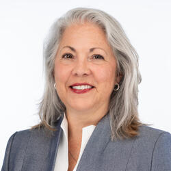 Jennifer Smith-Heys Headshot