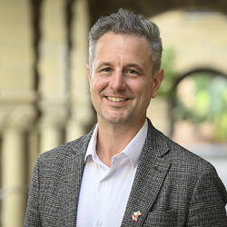 Jeff Hancock headshot