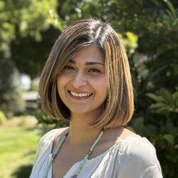 Sidra Hamidi Headshot