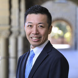 Headshot of Takafumi Horii