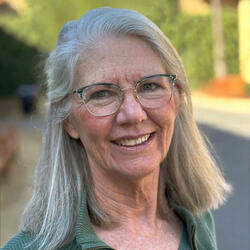 Headshot of Sonja Schoenwald