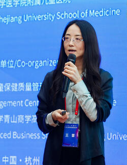 Professor Wang Lei speaks at 2025 ECD symposium.