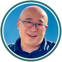 Yuyu Chen headshot in a circle.