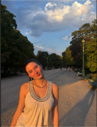 Mandy Maselli at a park in Paris