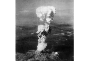 Atomic cloud over Hiroshima