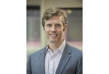 Tom Dannenbaum Headshot