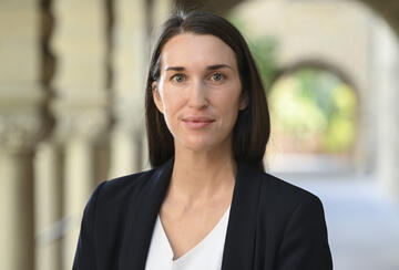 Elizabeth Good Headshot CISAC