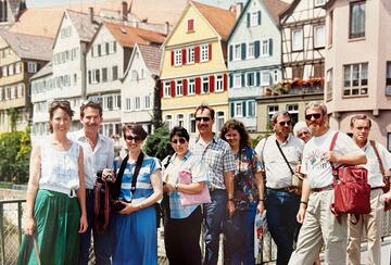 9 people posing for a photo in Germany