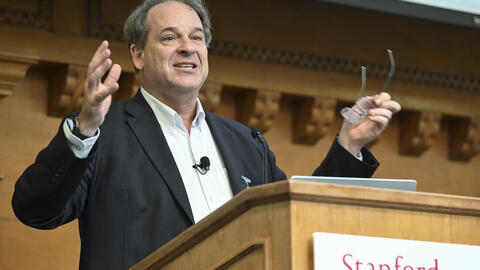 Sean Stein addresses the audience during a keynote speech.