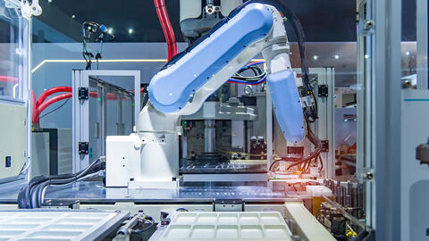 Feature image showed advance manufacturing in China factory