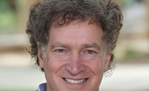 Headshot of Dr. Larry Goulder