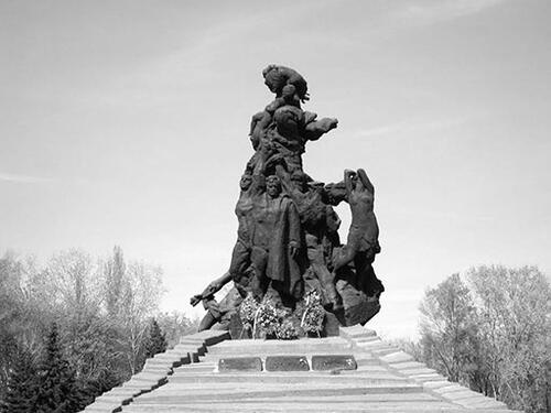Babi Yar monument