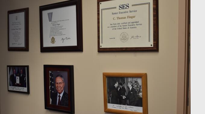 Thomas Fingar's office plaques