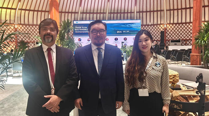 Victor Caro Castro,  H.E. Zandanshatar Gombojav, and Mengye Zhu at the CCD COP 17 event.