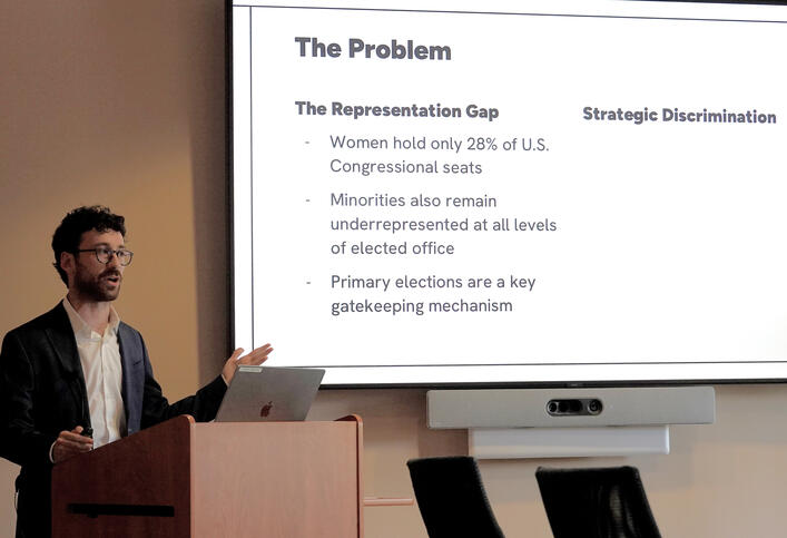 Ben Kinder presents his thesis