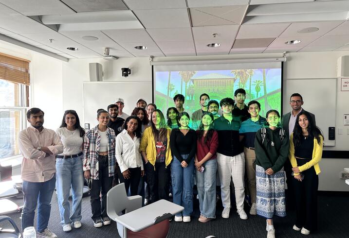 A group photo of students from the Stanford Indo-Pak Dosti Forum.