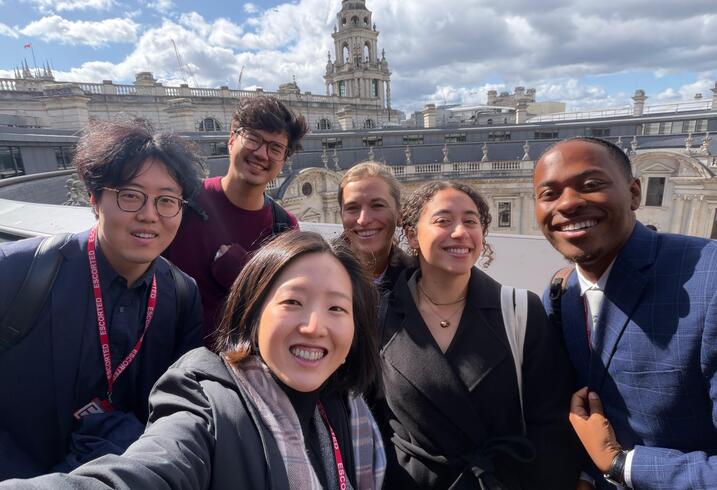 MIP students Ella Smith, Malou van Draanen Glismann, Ran Guo Shin, Haeng Lee, and Tyler Smith pose for a selfie in downtown London.