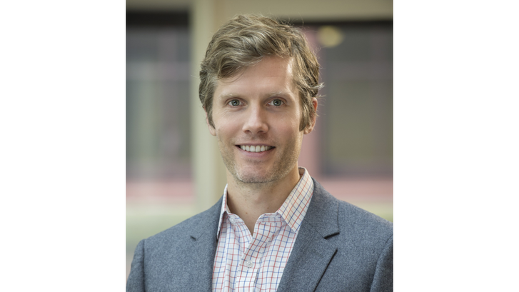 Tom Dannenbaum Headshot