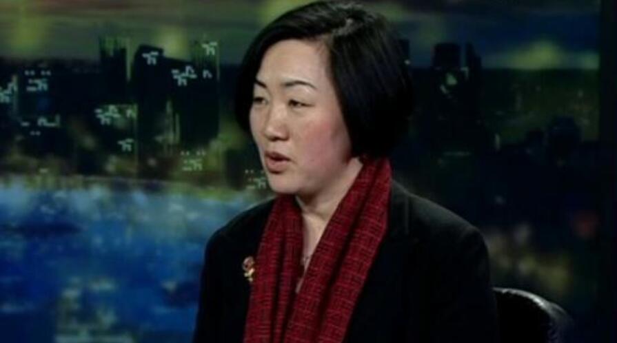 1359791335893 1359791335893 r