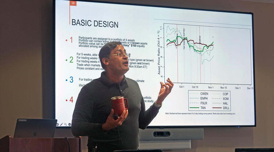 Saumitra Jha presented his research in a CDDRL seminar on October 9, 2025.