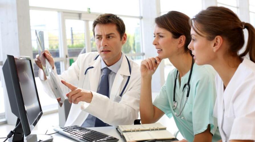 medical team 115791049