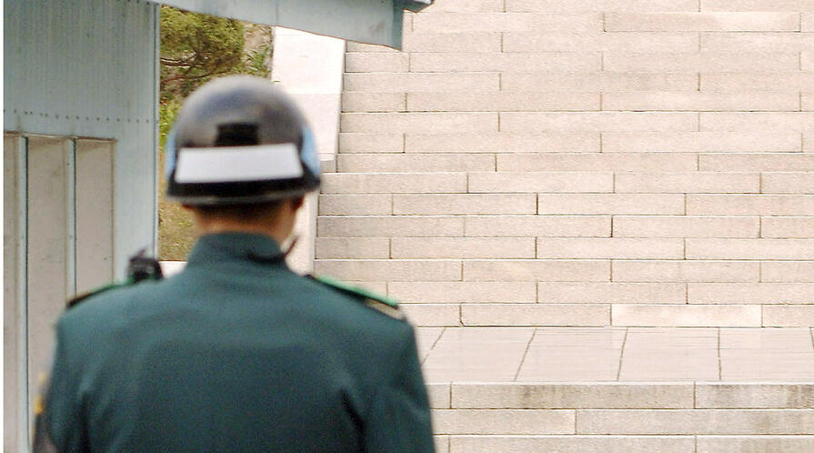 2011Feb02TruceVillageCROPPED