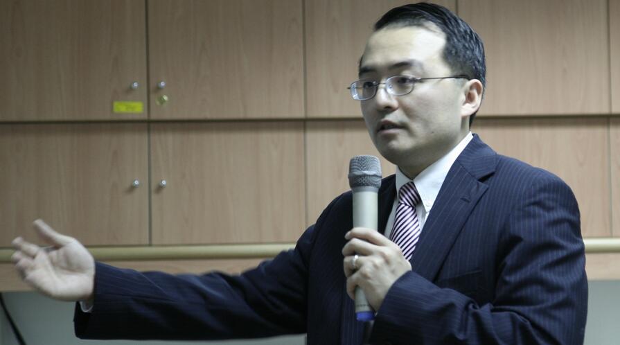 Wang Taiwan Lecture 4 cropped2