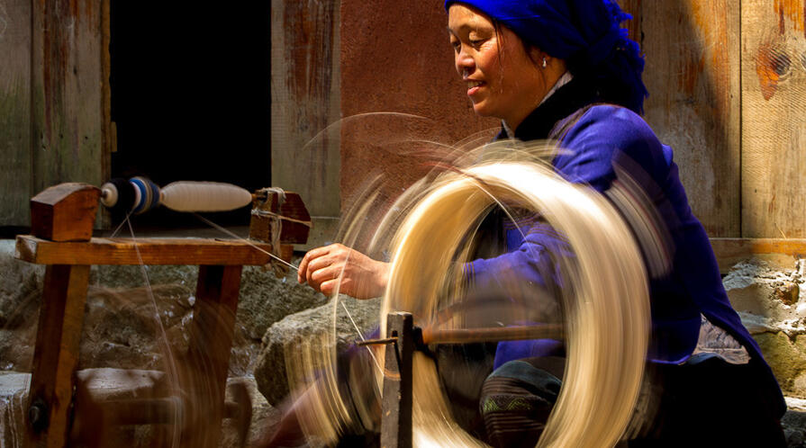 woman china flickr v a k